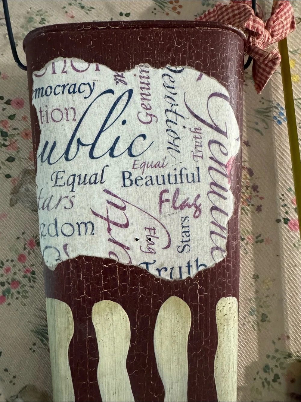 Patriotic Burgundy and Cream Rustic Flag Vase - Unbranded